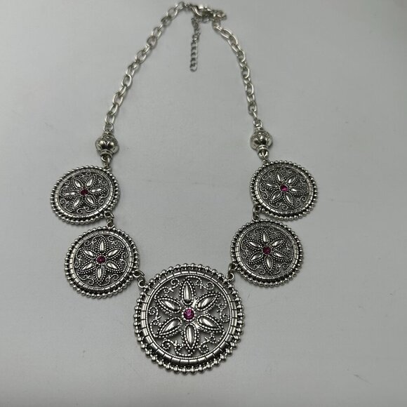 3/$30 Silver Tone Necklace Earring Set Medallion Disc Statement Jewelry - Picture 5 of 9